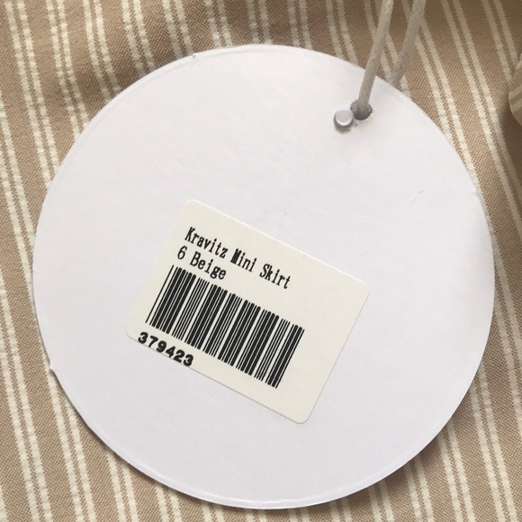 Princess Polly skirt - Picture 2 of 3